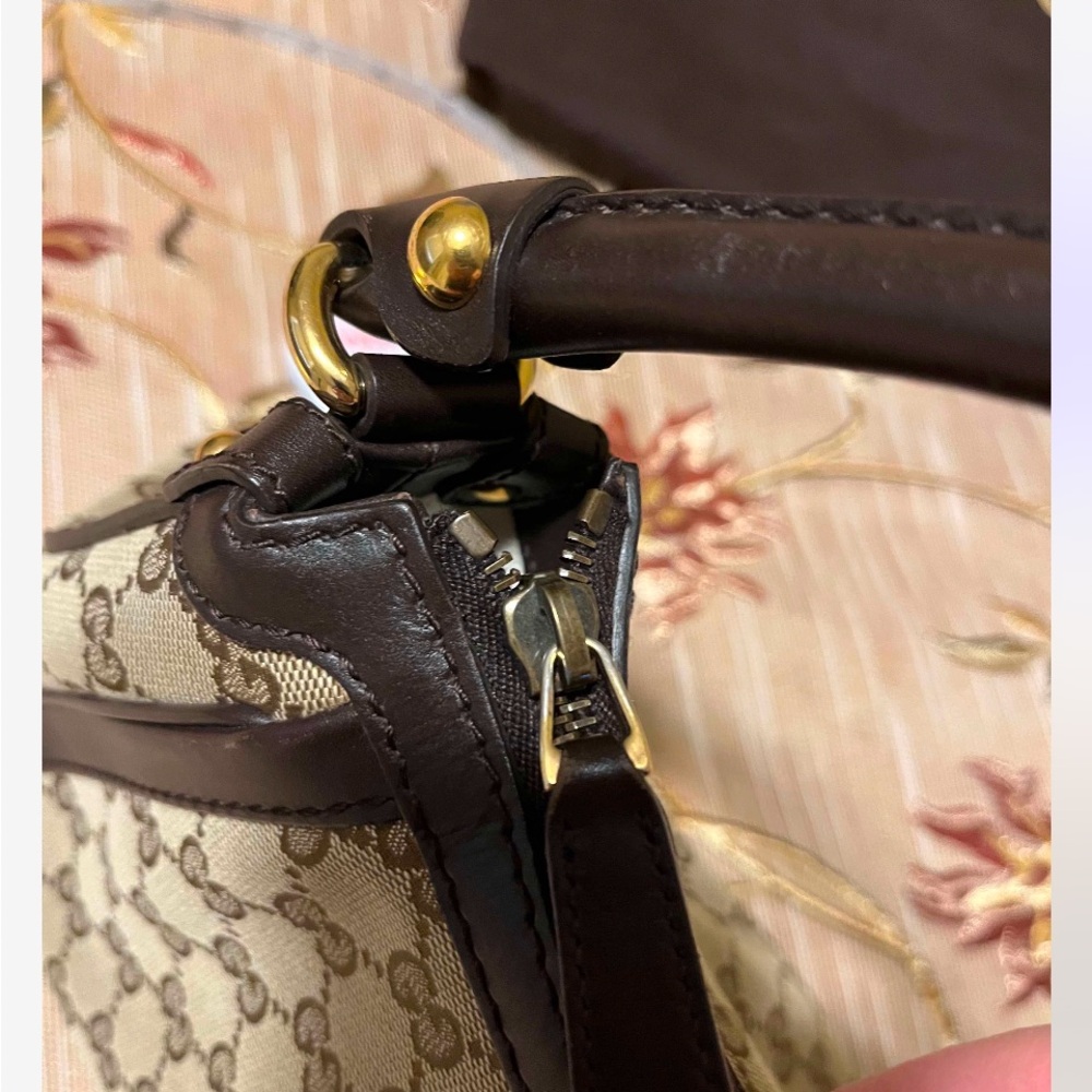 Authentic Gucci Monogram Purse - Picture 3 of 11